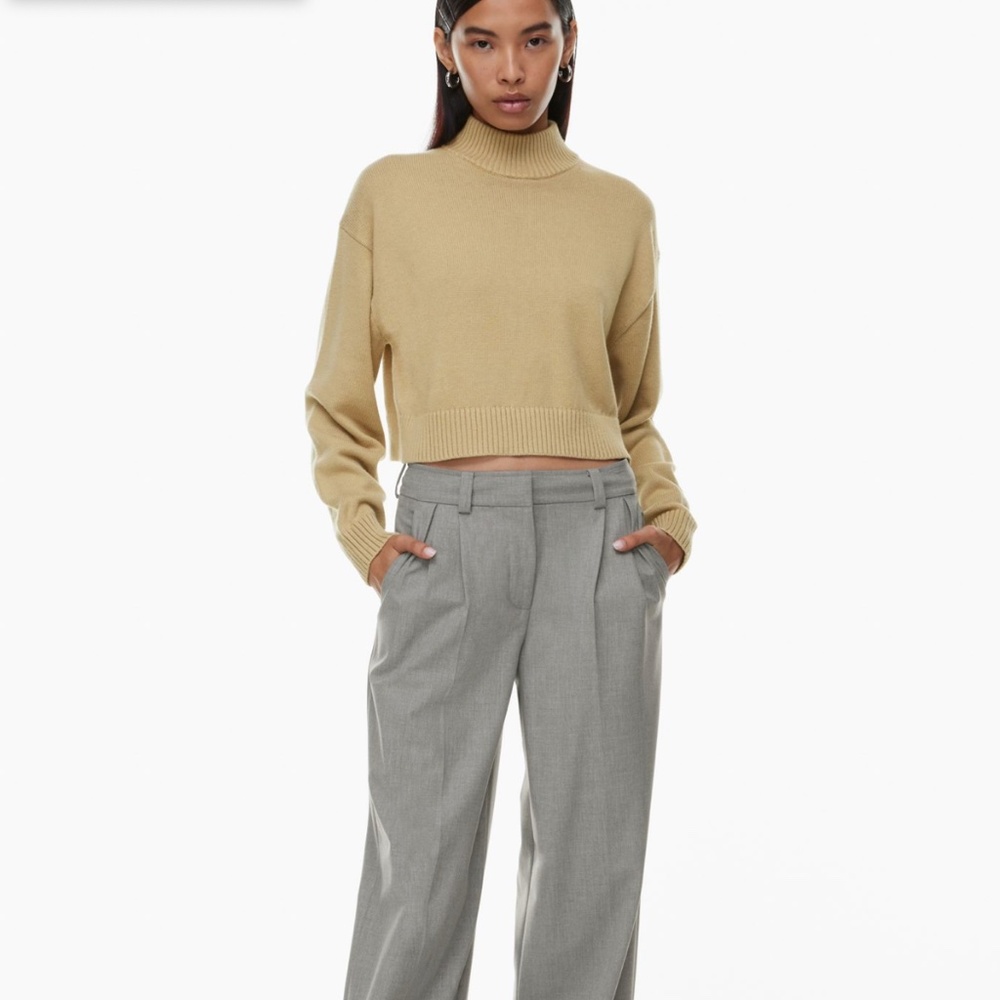 NWT Size M Sunday Best Scottie Turtleneck in Cognac